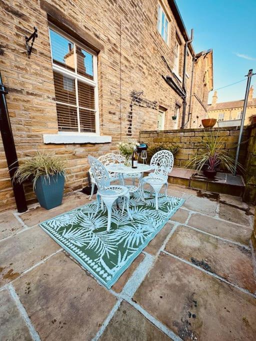 Beautiful, Relaxing Home In Central Saltaire Exterior photo